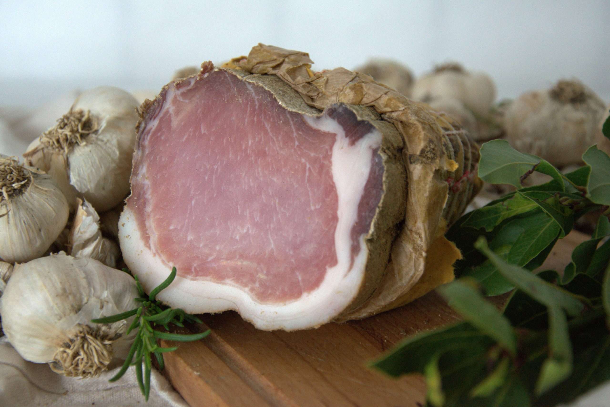 Lombo stagionato con fiore di finocchio