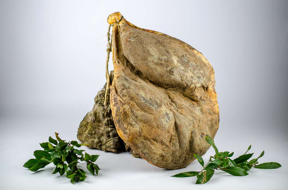 Coscia suino stagionata disossata (8 Kg c.a)